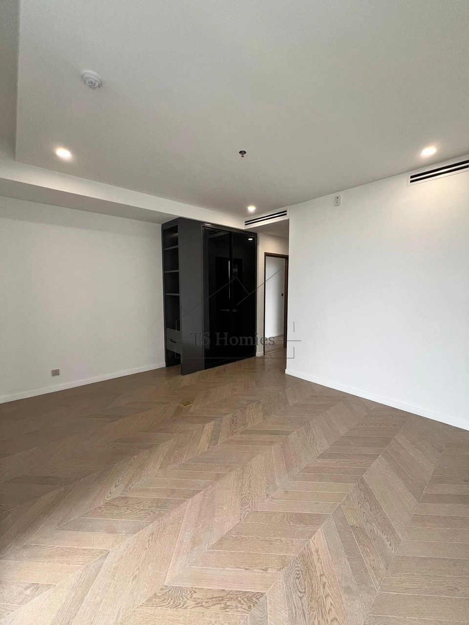 Bán lỗ 800tr căn hộ 3pn Lumiere Riverside Thảo Điền Q.2