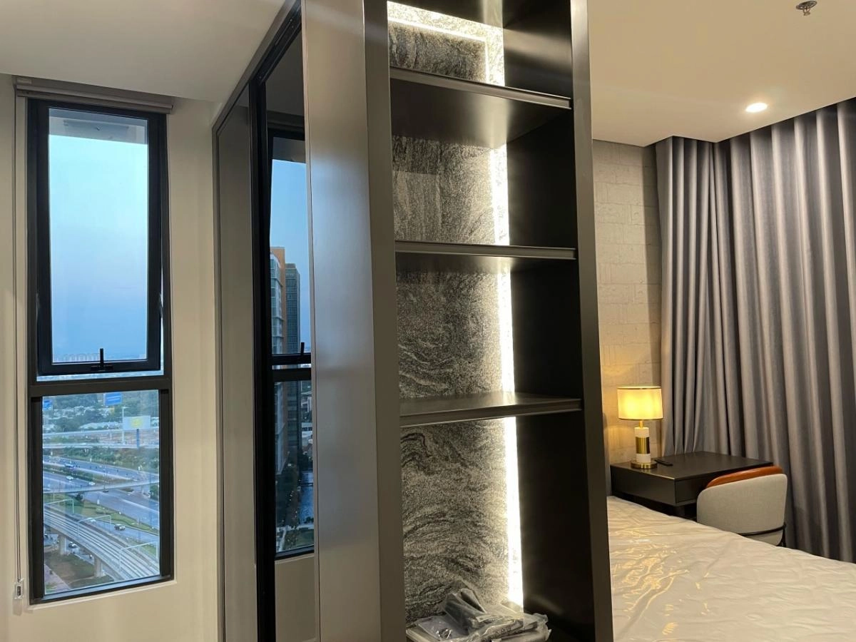 Cho thuê căn góc 2pn dự án Lumiere Riverside đầy đủ nội thất