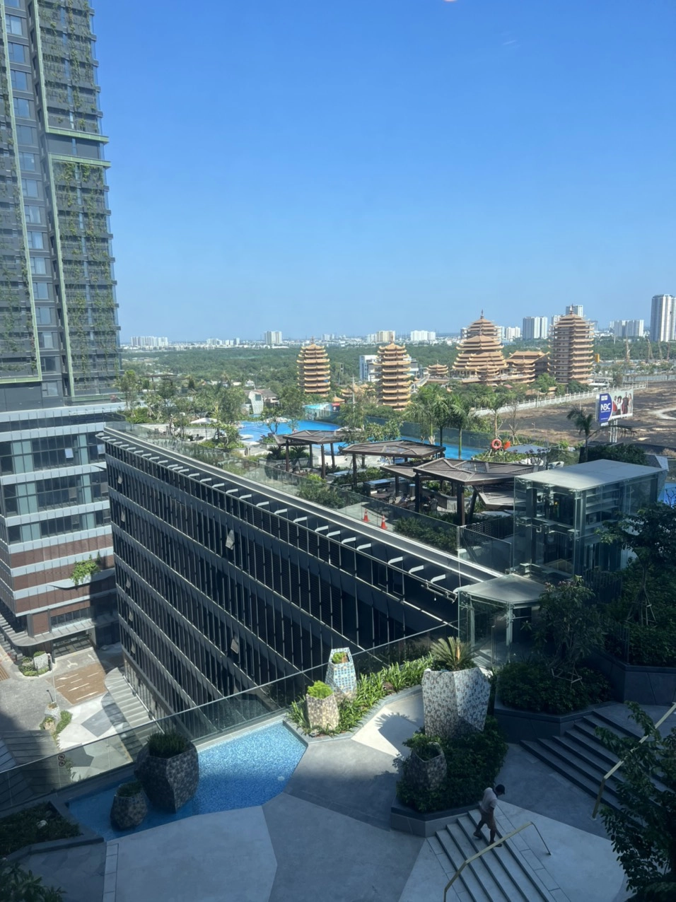 Cho thuê 2 Pn Lumiere Riverside