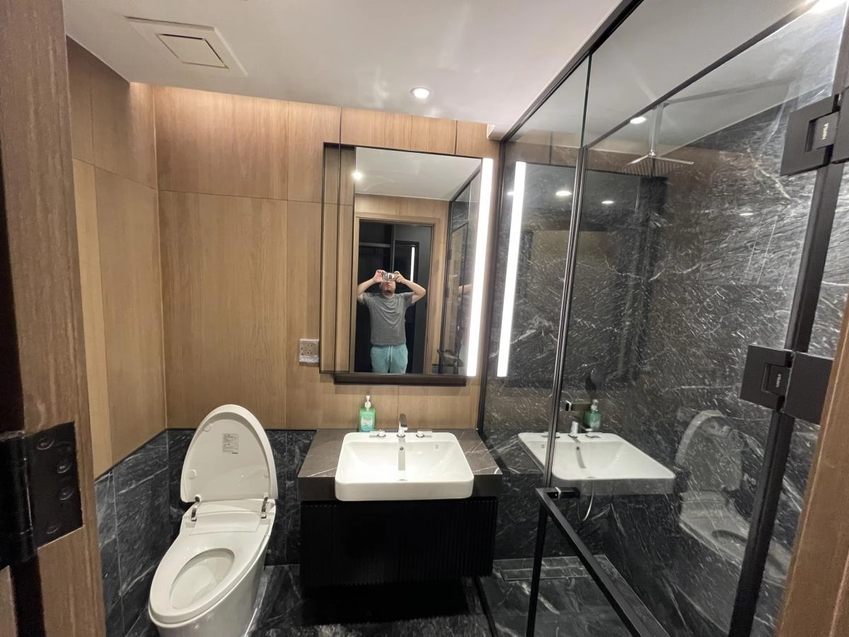 Cho thuê căn hộ 2PN Lumiere Riverside Thảo Điền, đầy đủ nội thất