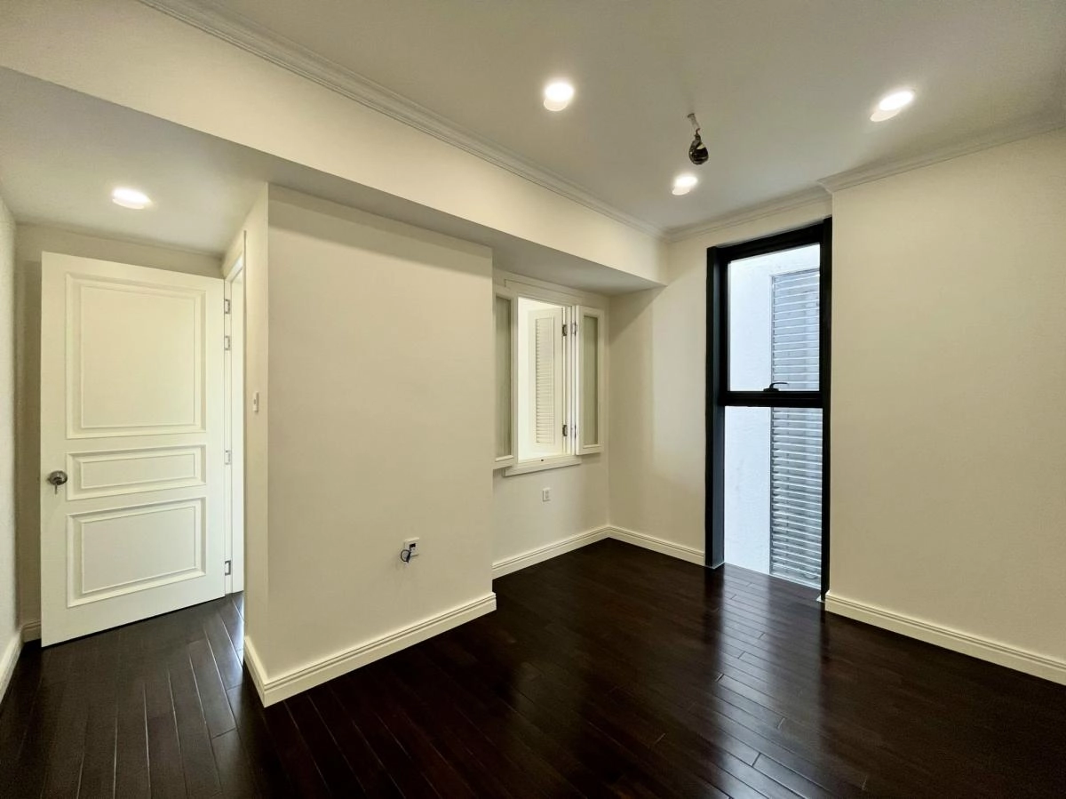 Bán căn hộ Duplex Dlusso, Nguyễn Thị Định, sổ hồng 105m2